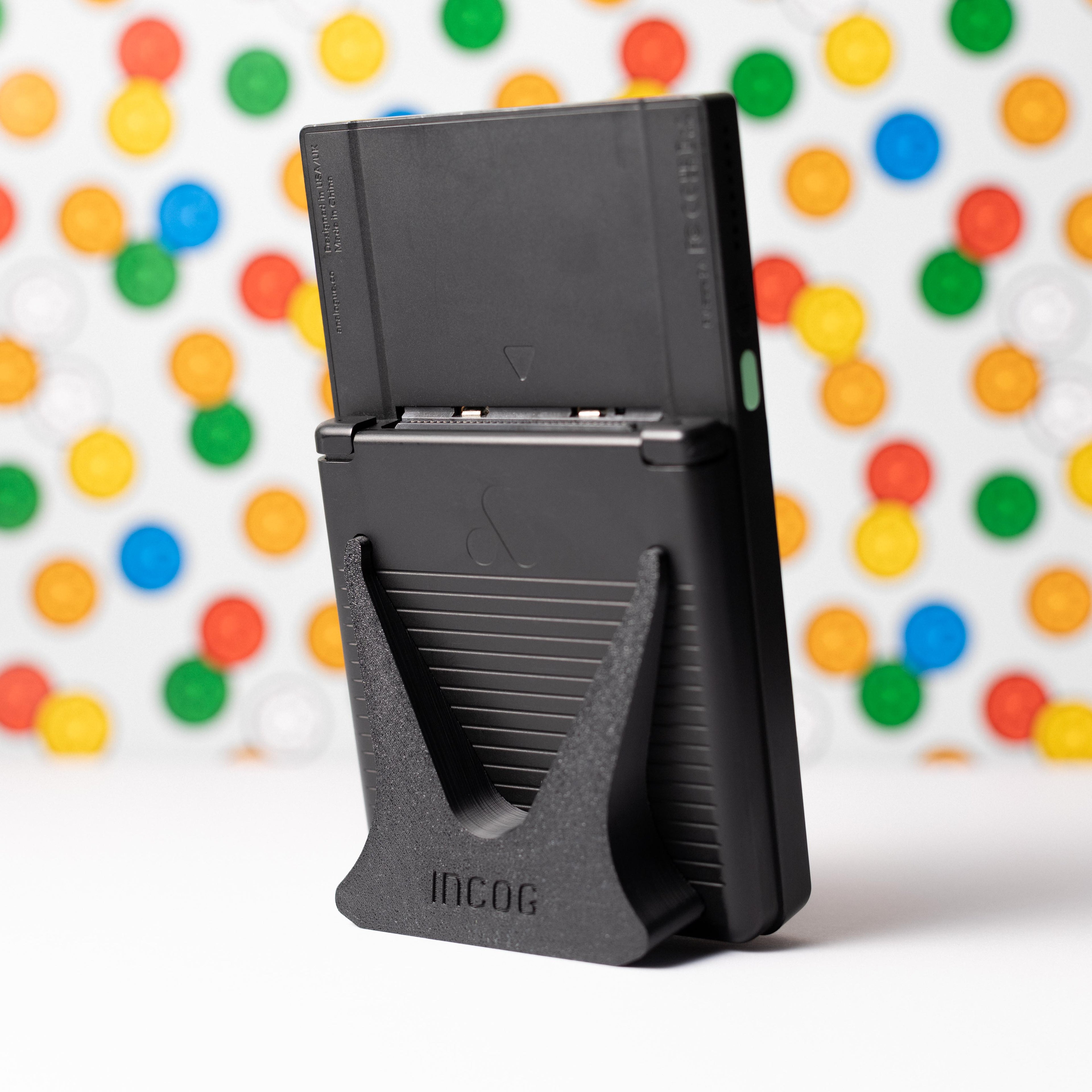 Display Stand for Analogue Pocket - INCOG image 0